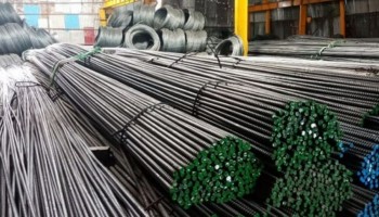 Giá thép trong nước tiếp tục điều chỉnh giảm