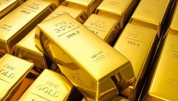 Giá vàng hôm nay 5/4: USD tăng vọt, vàng vẫn leo thang