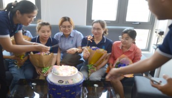 NHIỆT LIỆT CHÀO MỪNG NGÀY QUỐC TẾ PHỤ NỮ 8-3