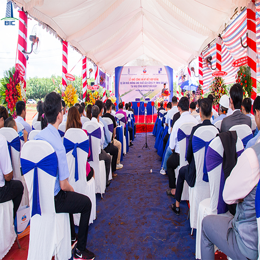 Lễ khởi công và ký hợp đồng dự án nhà xưởng cho thuê tại KCN Dầu Giây