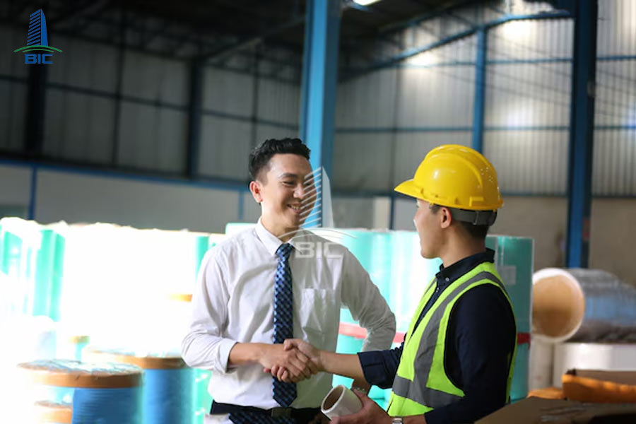 nhà thầu xây dựng