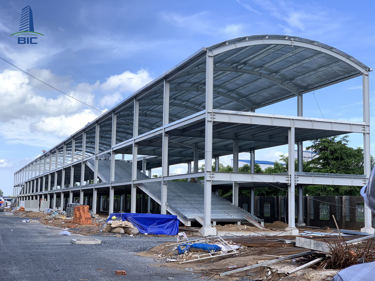 nhà xưởng khung thép