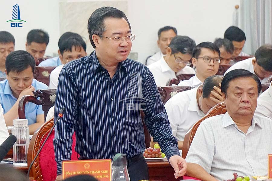 sử dụng vật liệu mới