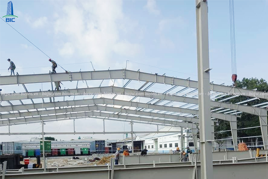KẾT CẤU THÉP NHÀ XƯỞNG TIỀN CHẾ CỦA DỰ ÁN TÂN HIỆP LỢI