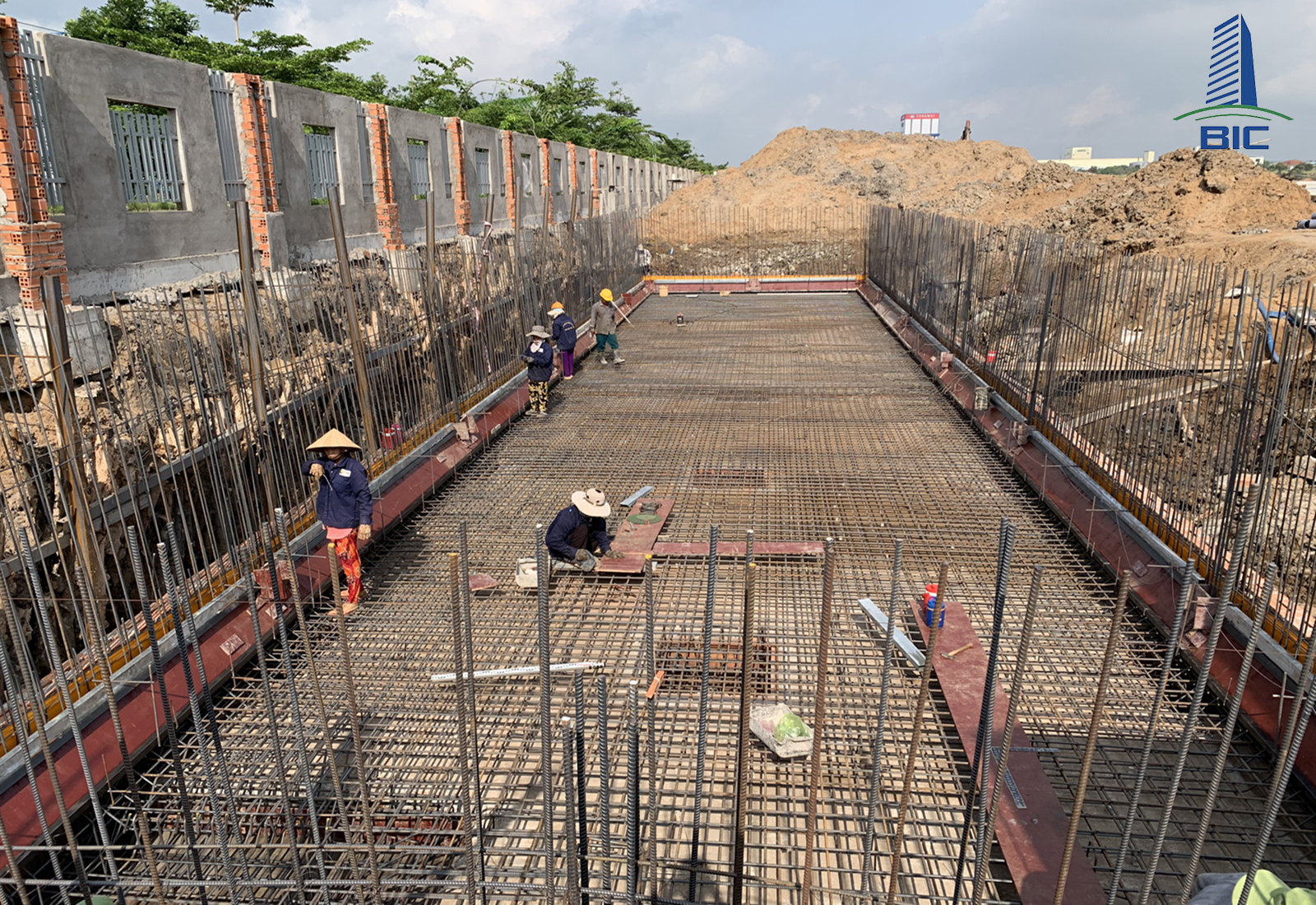 thiết kế thi công lắp đặt cốt thép nền