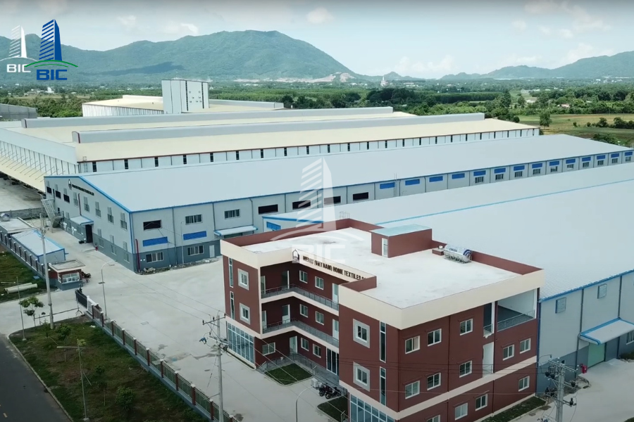 nhà xưởng tiền chế