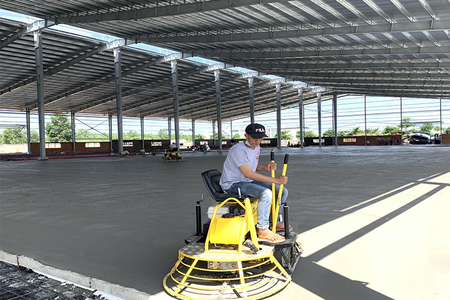 CÁCH SỬ DỤNG MÁY XOA NỀN BÊ TÔNG NHÀ XƯỞNG