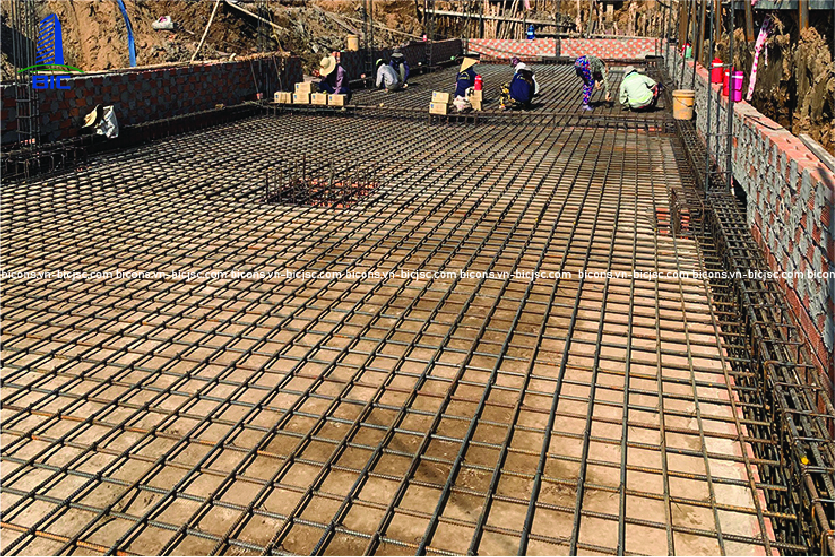 Giá thép tiếp tục giảm, về dưới mức 17 triệu đồng/tấn