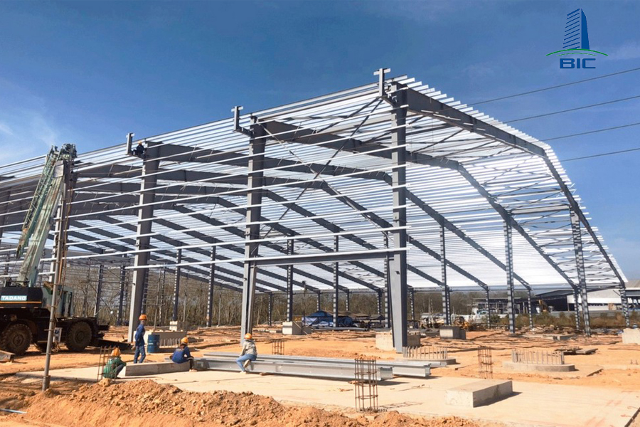 KINH NGHIỆM XÂY DỰNG NHÀ XƯỞNG CÔNG NGHIỆP VÀ NHỮNG NGUYÊN TẮC QUAN TRỌNG CẦN LƯU TÂM