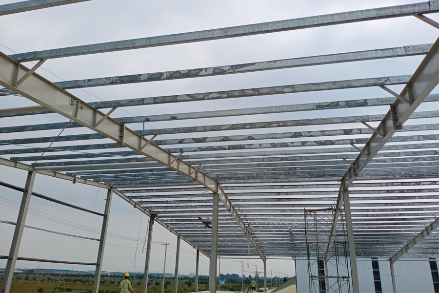 NHÀ THÉP TIỀN CHẾ CÔNG NGHIỆP