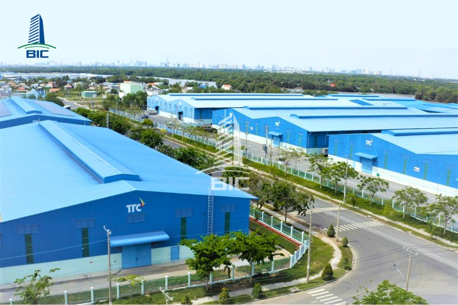 khu công nghiệp vệ tinh